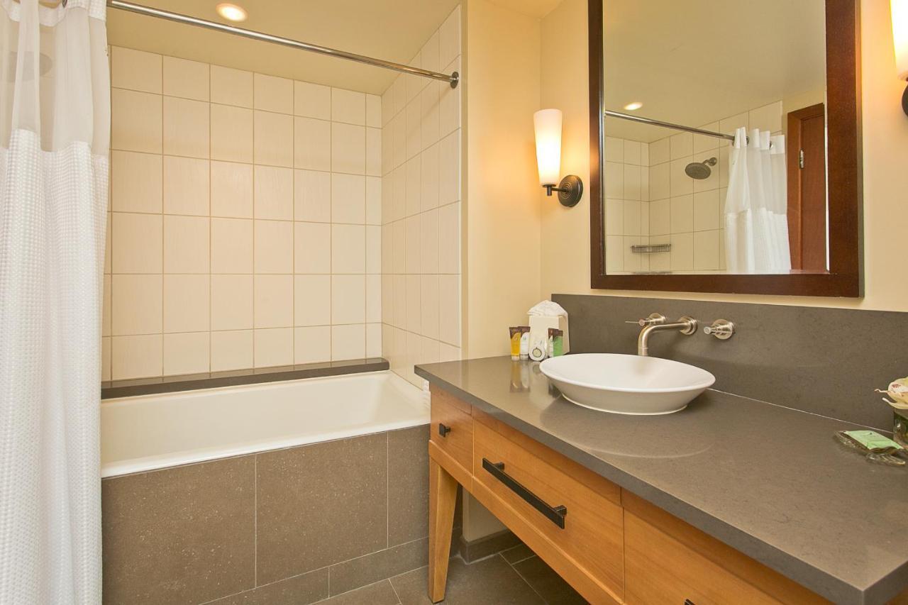 Luxury Pool Front Ko Olina Beach Rental Ground Floor B105 2Br Free Parking Kapolei Exterior foto